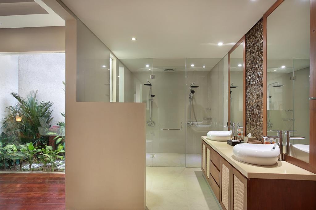 Villa J Deluxe Canggu Extérieur photo