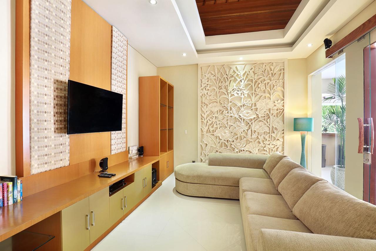 Villa J Deluxe Canggu Extérieur photo